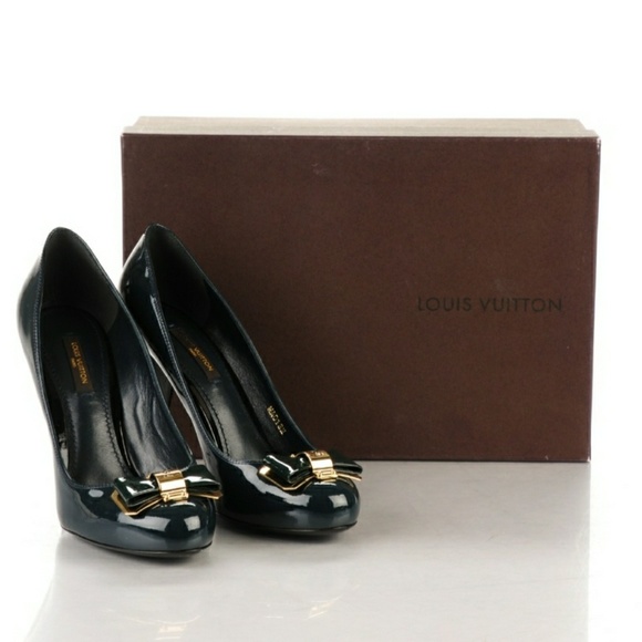 Shoe - Picture 5 of 7